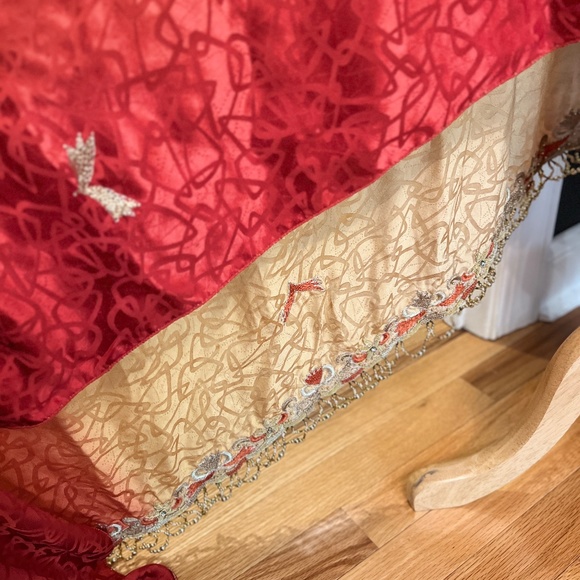 Antique Indian Silk dupattā, (Stole or Shawl) 90" x 45" - Picture 6 of 8